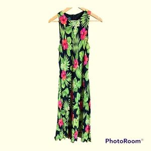 Lauren by Ralph Lauren. sleeveless silk dress, lined. Long back zip. Flattering!